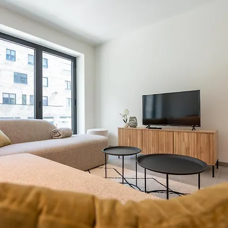 Apartmán Brand New In The Centre Near The